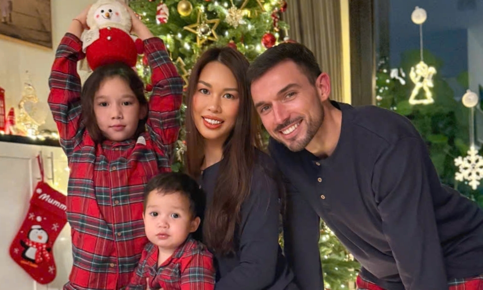 Căn hộ cao cấp của si&ecirc;u mẫu H&agrave; Anh lộng lẫy đ&oacute;n Gi&aacute;ng sinh