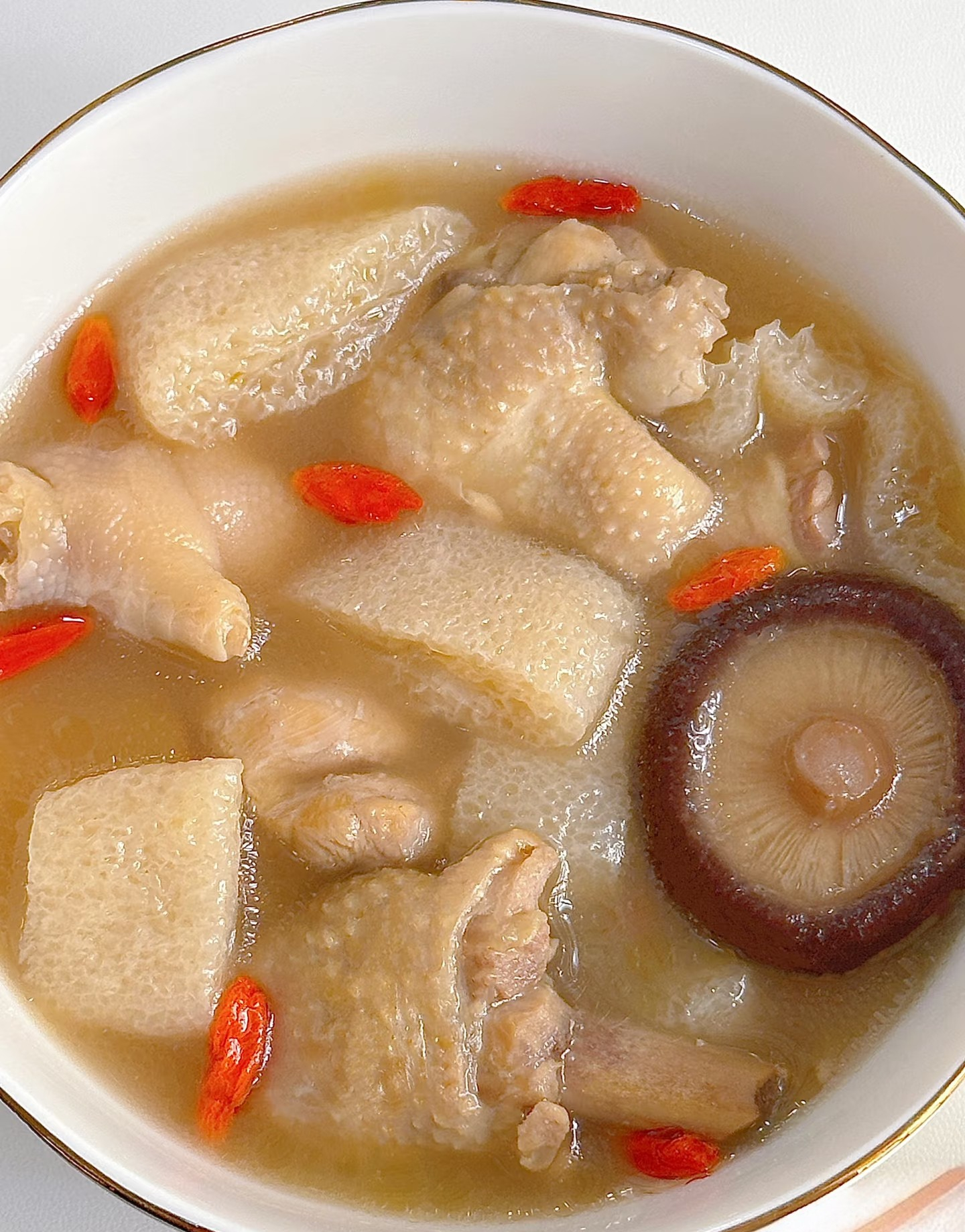 Gió mùa về, nhà nào cũng nên có nồi canh này: Vừa là Gió mùa về, nhà nào cũng nên có nồi canh này: Vừa là