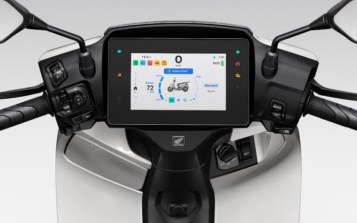 Xe m&aacute;y điện gi&aacute; 17,8 triệu đồng của Honda về Việt Nam đẹp cổ điển, trang bị hiện đại, pin khỏe, rẻ hơn Vision, chỉ ngang xe số Wave Alpha - Ảnh 1.