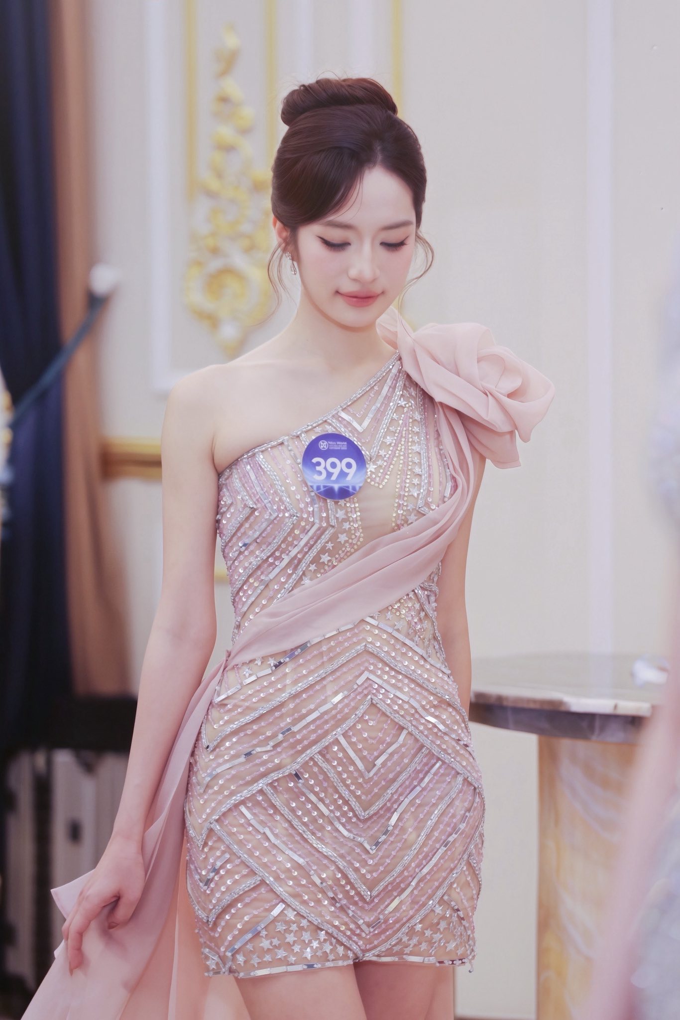 Nữ giảng viên đại học Lê Hà Trang tỏa sáng tại Miss World Vietnam 2025 - Ảnh 5. Nữ giảng viên đại học Lê Hà Trang tỏa sáng tại Miss World Vietnam 2025 - Ảnh 5.