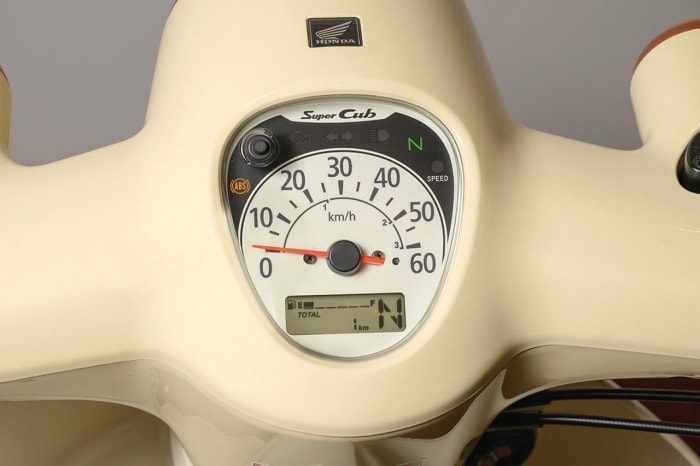 Xe số Honda Super Cup 110cc huyền thoại giá 46 triệu đồng có ABS, màn hình hiện đại liệu có về Việt Nam? - Ảnh 3. Xe số Honda Super Cup 110cc huyền thoại giá 46 triệu đồng có ABS, màn hình hiện đại liệu có về Việt Nam? - Ảnh 3.