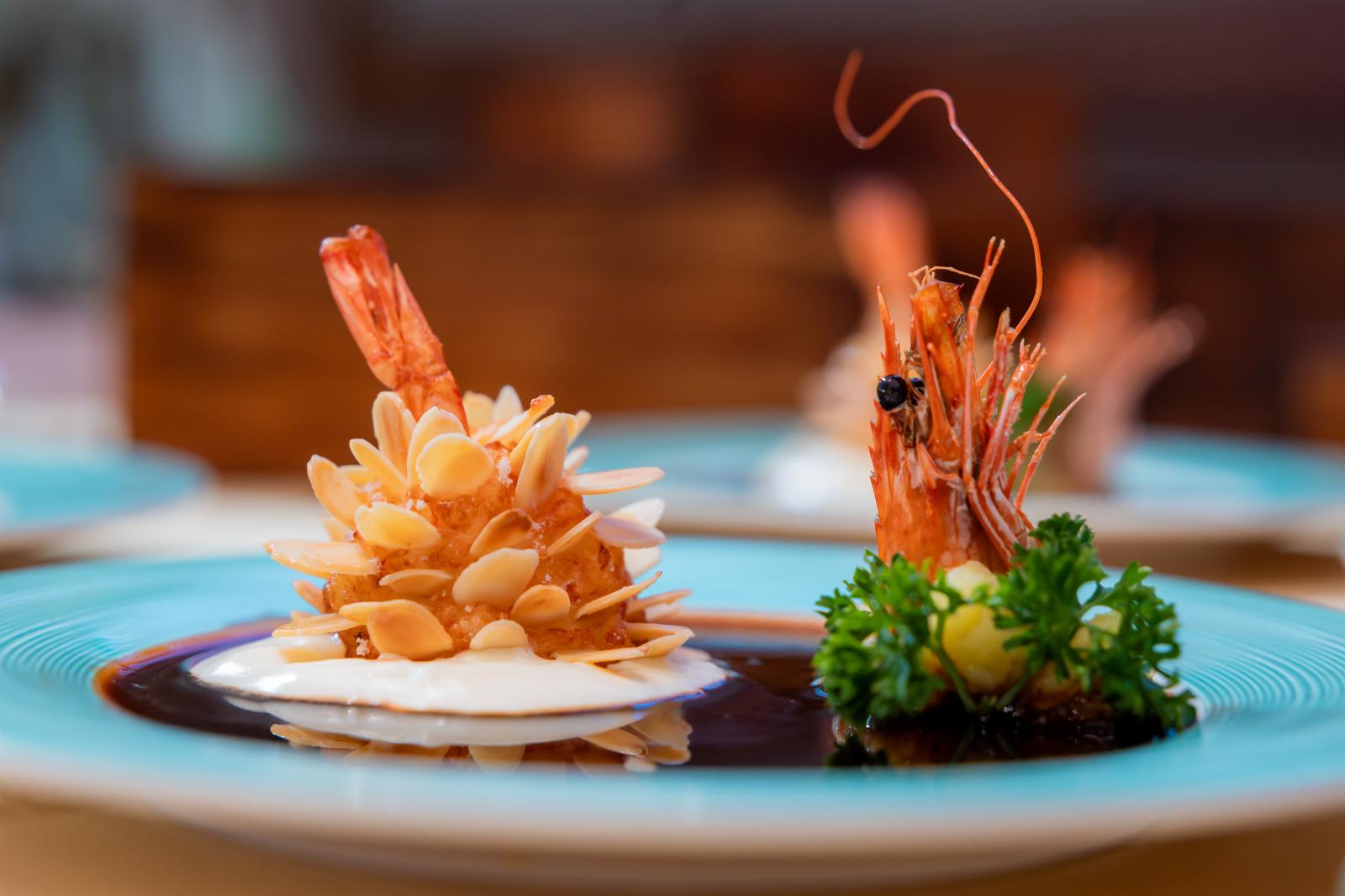 Tôm Phụng Vĩ Xốt Cà Phê Muối: Bản giao hoà giữa ẩm thực Quảng Đông và văn hóa cà phê Việt - Ảnh 3. Tôm Phụng Vĩ Xốt Cà Phê Muối: Bản giao hoà giữa ẩm thực Quảng Đông và văn hóa cà phê Việt - Ảnh 3.