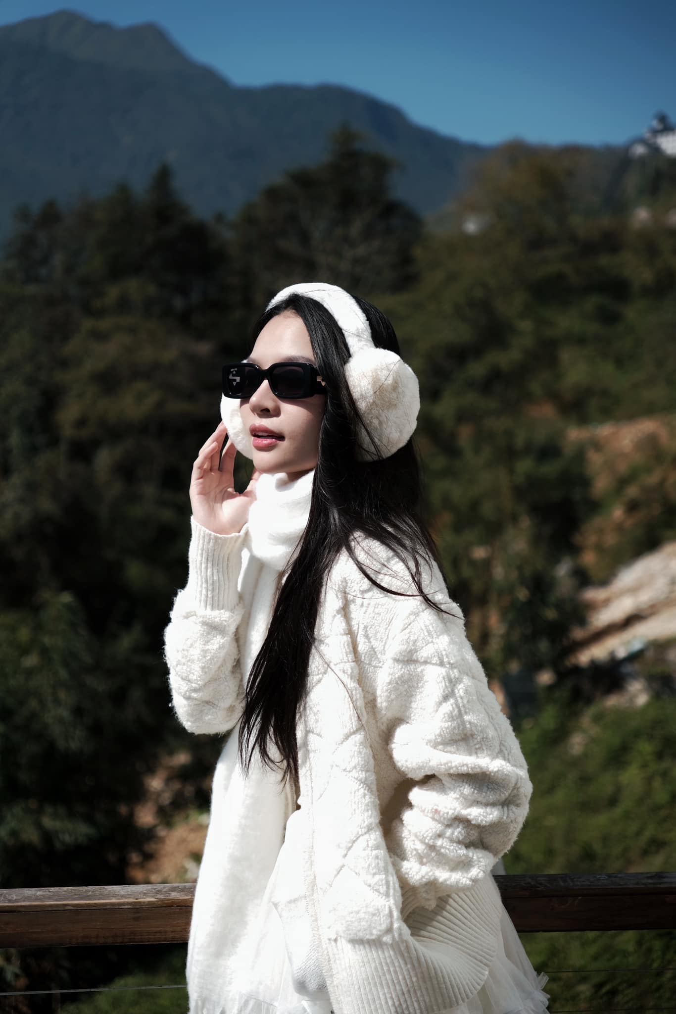 Chân dung Nguyễn Thị Thanh Thư: Người đẹp thanh hóa tại Miss World Vietnam 2025 - Ảnh 7. Chân dung Nguyễn Thị Thanh Thư: Người đẹp thanh hóa tại Miss World Vietnam 2025 - Ảnh 7.