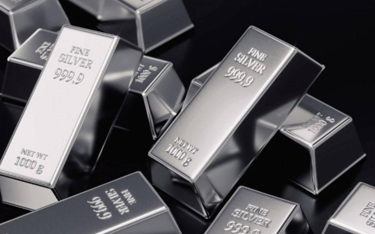 Gi&aacute; bạc h&ocirc;m nay (15/12): Thị trường đầu tuần biến động, gi&aacute; giao dịch chạm mốc 65 triệu đồng/kg