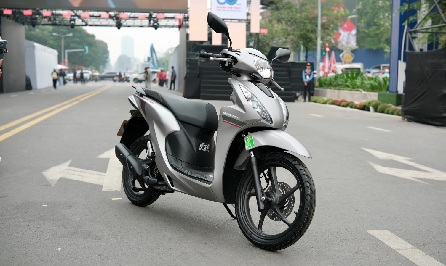 Giá cả thị trường xe máy: Honda Vision 2026 chỉ từ 31 , 8 triệu đồng - Ảnh 4. Giá cả thị trường xe máy: Honda Vision 2026 chỉ từ 31 , 8 triệu đồng - Ảnh 4.