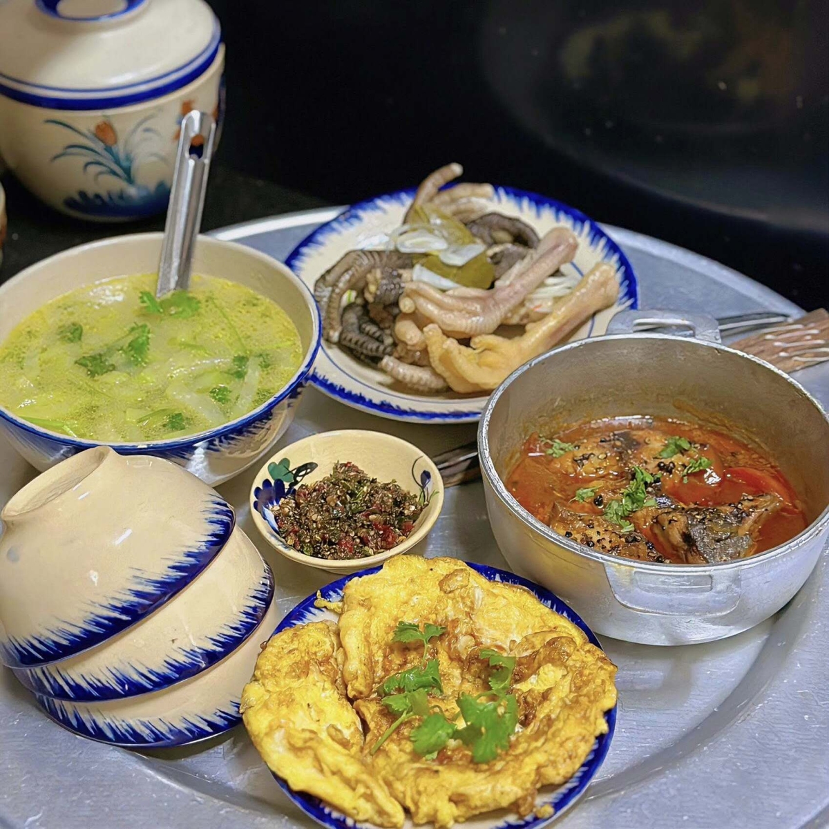 Vợ chồng trẻ 'giữ lửa' h&ocirc;n nh&acirc;n bằng m&acirc;m cơm 60.000 đồng - Ảnh 3.