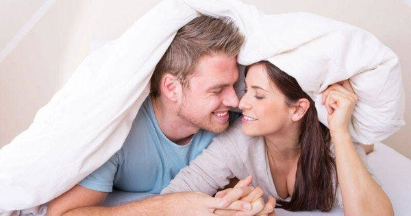 Lợi &iacute;ch bất ngờ khi quan hệ t&igrave;nh dục v&agrave;o m&ugrave;a lạnh