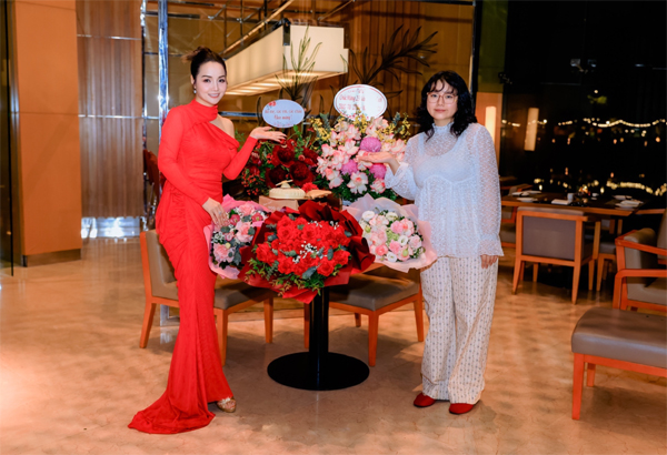 23 năm hôn nhân không bao giờ chồng 'biết ghen' của 'cô Trúc' Mai Thu Huyền - Ảnh 4.