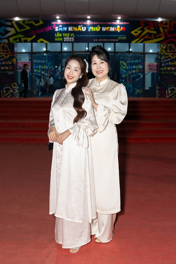 NSƯT Ốc Thanh Vân - Ảnh 3.