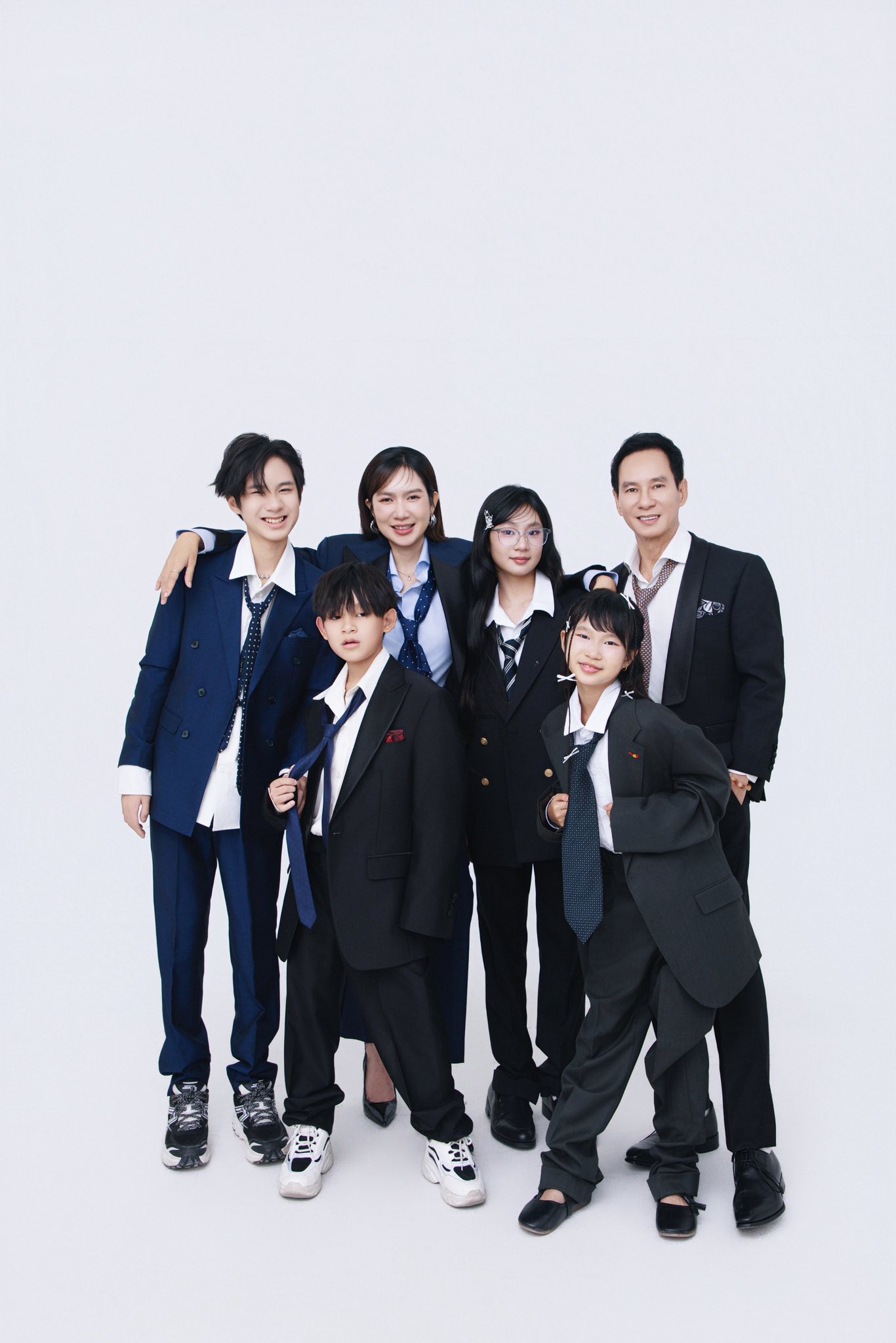 L&yacute; Hải v&agrave; Minh H&agrave; kỷ niệm 15 năm ng&agrave;y cưới hạnh ph&uacute;c b&ecirc;n 4 con - Ảnh 8.