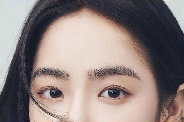 Nh&acirc;n tướng học chỉ ra: Phụ nữ sở hữu nốt ruồi ở 3 vị tr&iacute; n&agrave;y thường c&oacute; số sướng - Ảnh 2.