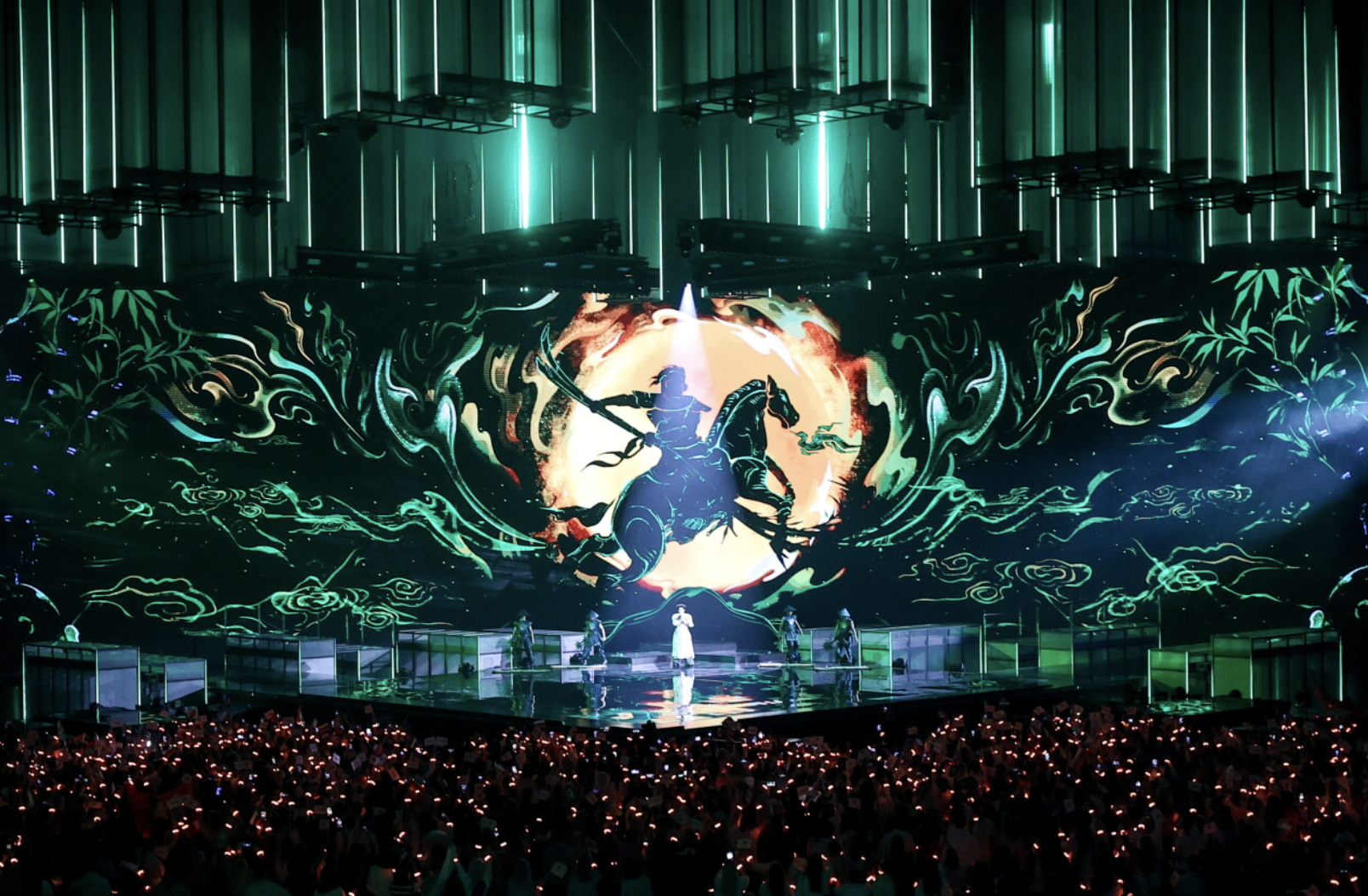 Đức Ph&uacute;c tri &acirc;n những người đặc biệt trong phim t&agrave;i liệu Qu&aacute;n qu&acirc;n Quốc tế đến từ Việt Nam - Ảnh 3.