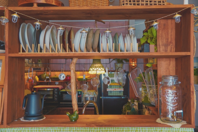8X biến g&oacute;c nh&agrave; 3 m2 th&agrave;nh căn bếp cảm hứng Ghibli Nhật Bản - Ảnh 7.