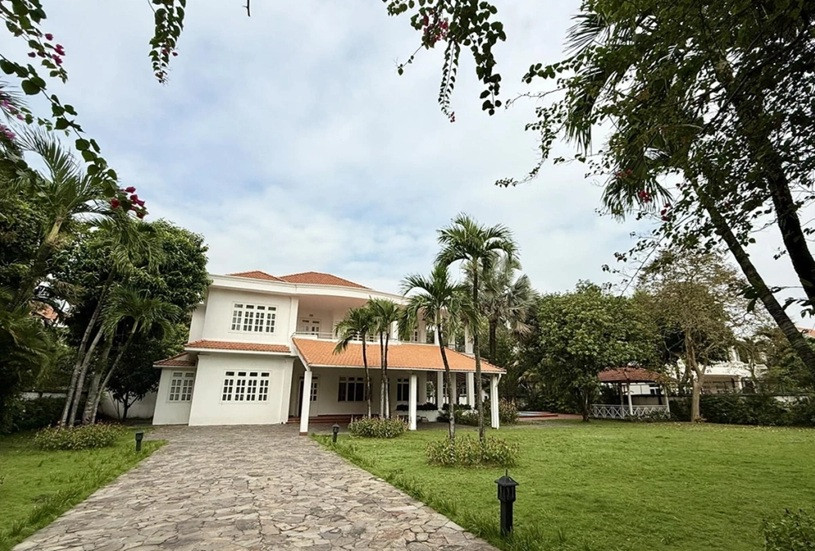 Đỗ Mạnh Cường v&agrave; căn biệt thự 2000 m&sup2; tạo kh&ocirc;ng gian sống l&yacute; tưởng cho c&aacute;c con - Ảnh 2.