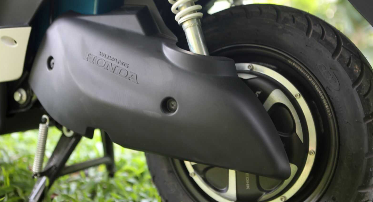 Xe m&aacute;y điện gi&aacute; 15,8 triệu đồng của Honda b&aacute;n ở Việt Nam thiết kế sang trọng, động cơ mạnh, pin bền rẻ hơn cả Vision, Wave Alpha khuấy đảo thị trường - Ảnh 5.