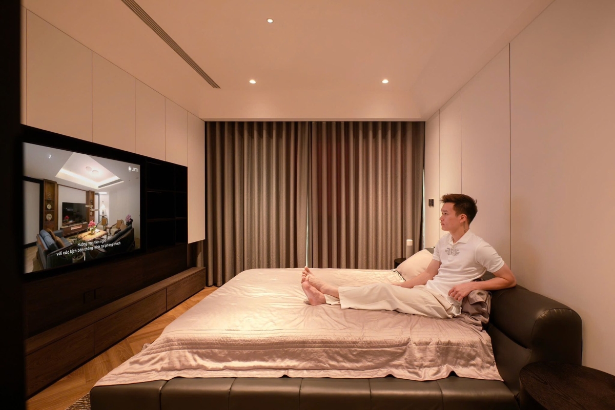 Kh&aacute;m ph&aacute; căn hộ th&ocirc;ng minh của Tiền vệ Ho&agrave;ng Đức tại H&agrave; Nội - Ảnh 7.