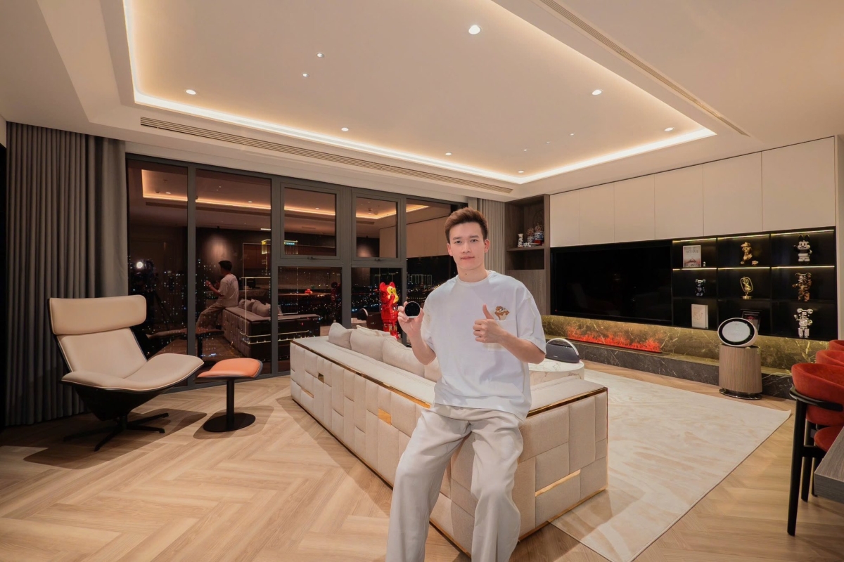 Tổ ấm hạnh ph&uacute;c của ca sĩ Phạm Trưởng với vườn c&acirc;y trĩu quả trong nh&agrave; phố - Ảnh 10.