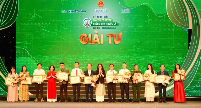 Trực tiếp Lễ trao giải Cuộc thi &ldquo;Cơ sở y tế kh&ocirc;ng kh&oacute;i thuốc l&aacute;&rdquo; lần thứ I - Ảnh 11.