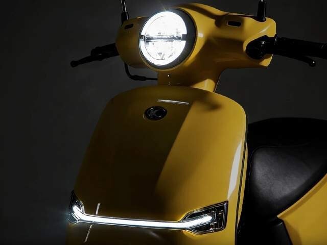 Xe ga gi&aacute; 26 triệu đồng đẹp cổ điển trang bị s&aacute;nh ngang Vision, rẻ như Wave Alpha - Ảnh 3.