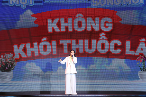 Ho&agrave;ng B&aacute;ch, Ho&agrave;ng Hồng Ngọc: H&atilde;y để 'kh&ocirc;ng kh&oacute;i thuốc l&aacute;' trở th&agrave;nh th&oacute;i quen mỗi ng&agrave;y - Ảnh 4.