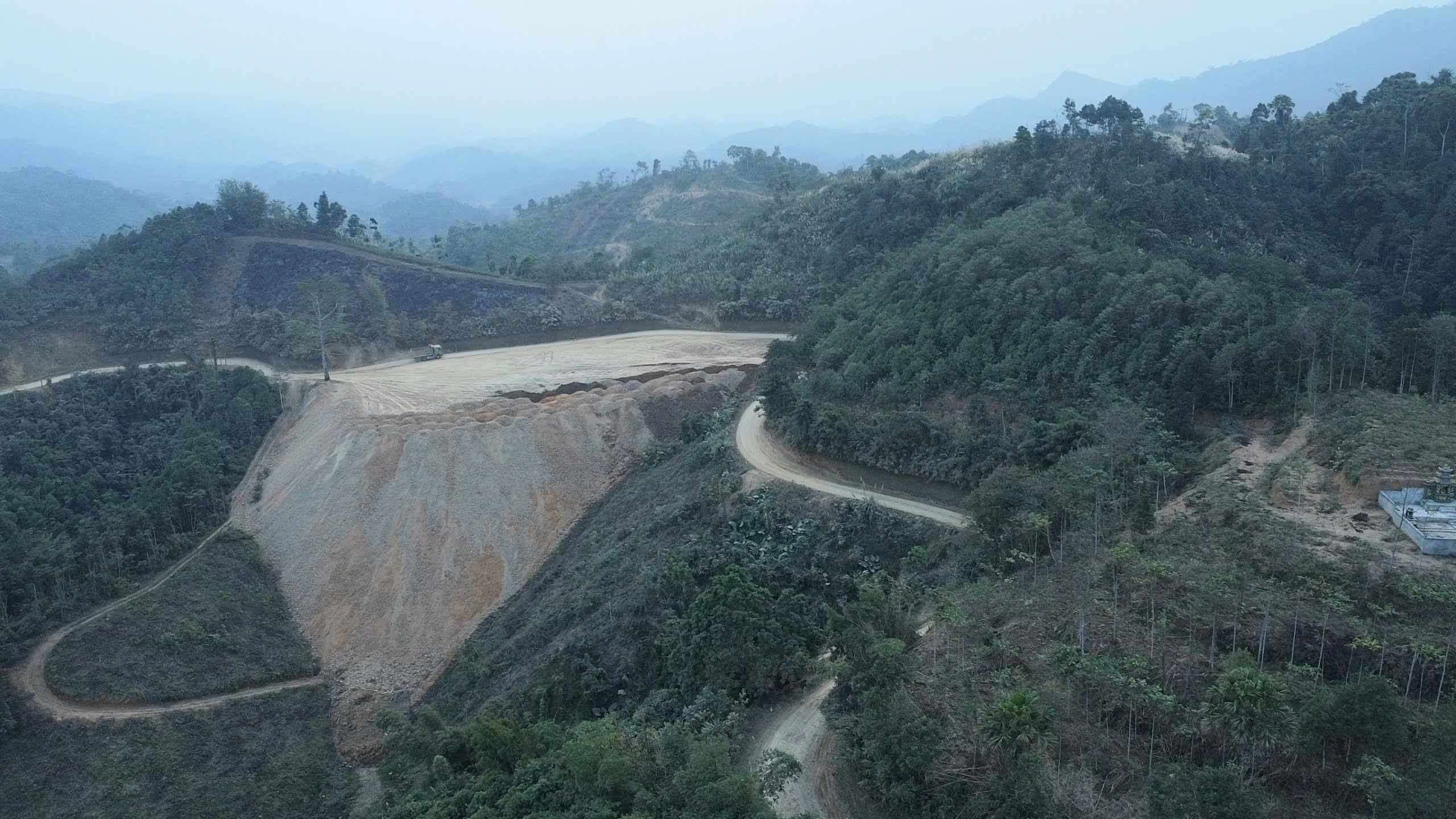 Th&aacute;i Nguy&ecirc;n: Bụi bặm v&agrave; nỗi lo &acirc;u của người d&acirc;n sống cạnh đường 259 - Ảnh 12.