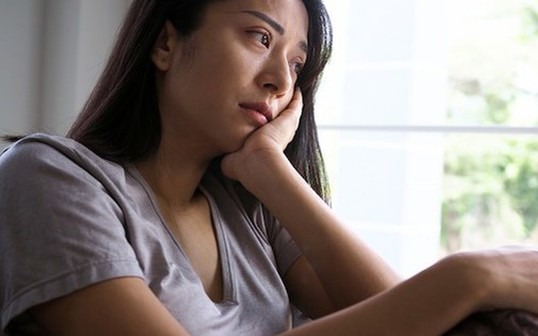 Cho bố mẹ vay tiền mua nh&agrave; cho em trai, t&ocirc;i nhận b&agrave;i học cay đắng: H&oacute;a ra tiền con g&aacute;i đưa l&agrave; nghĩa vụ