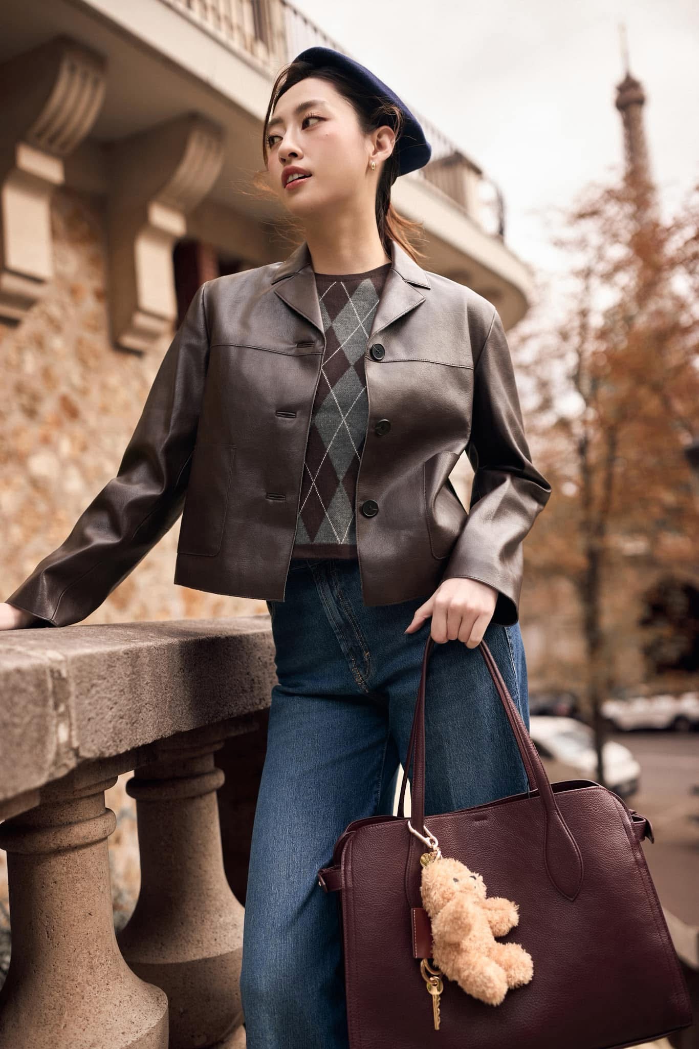 Xuống phố m&ugrave;a đ&ocirc;ng với &aacute;o da đẹp như Tăng Thanh H&agrave;, Hoa hậu Trần Tiểu Vy, Lương Thuỳ Linh - Ảnh 6.