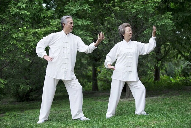 V&igrave; sao nhiều người mới ngo&agrave;i 40 đ&atilde; bắt đầu c&oacute; "m&ugrave;i người gi&agrave;"? Kh&ocirc;ng phải do ở bẩn như nhiều người vẫn nghĩ - Ảnh 4.