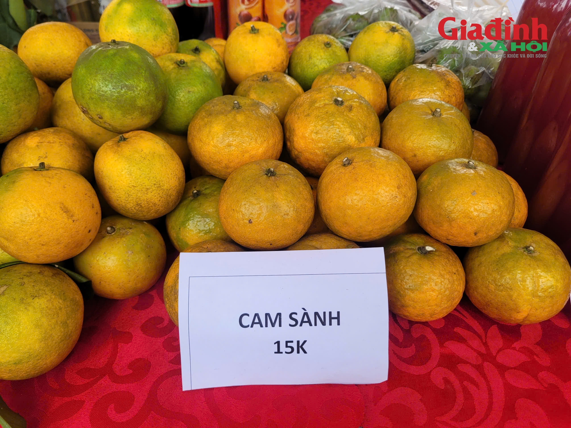 Ng&agrave;y hội chợ qu&ecirc; T&acirc;n Mỹ: Bảo vệ người ti&ecirc;u d&ugrave;ng với đặc sản gi&aacute; rẻ - Ảnh 12.