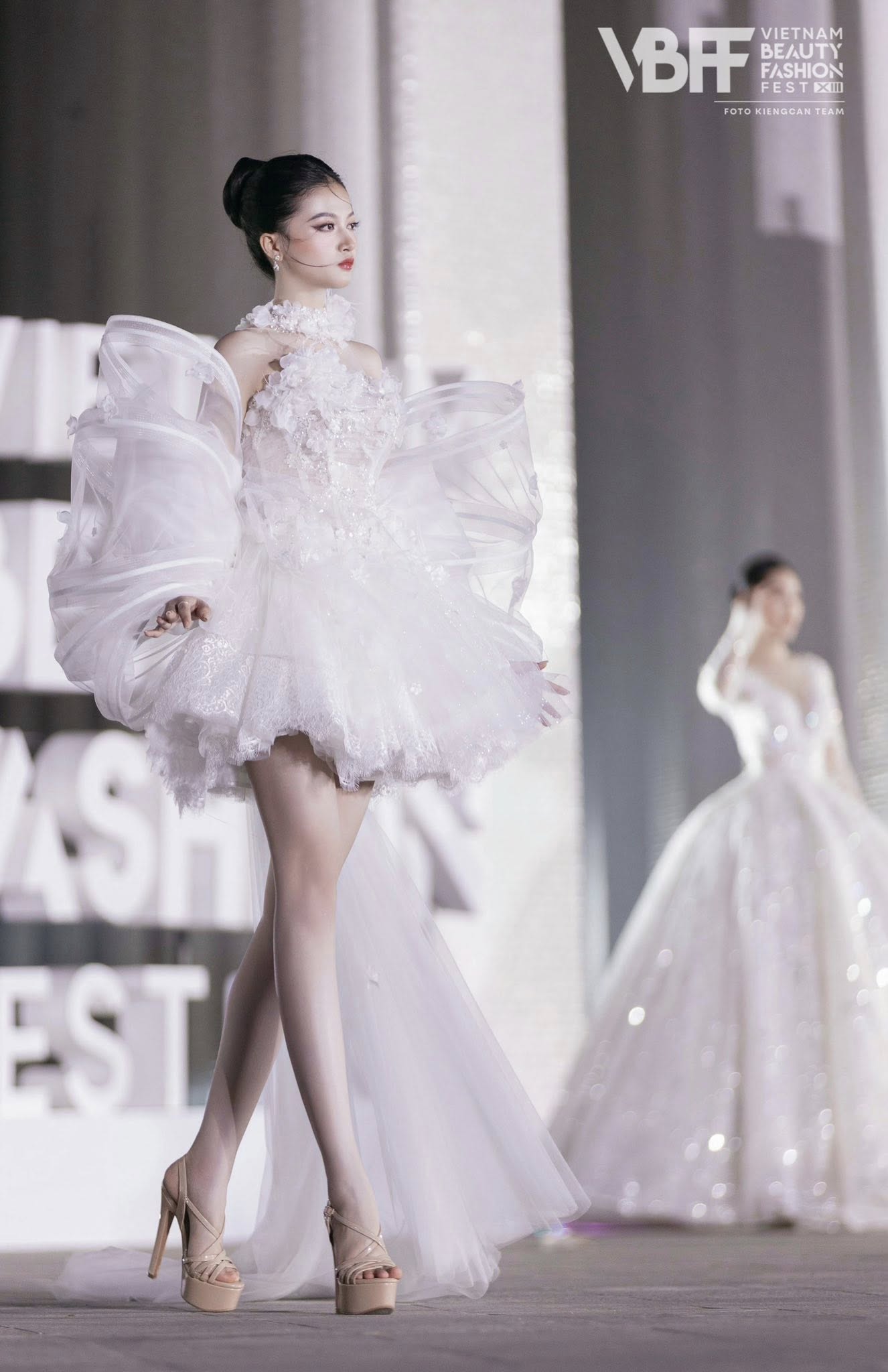 Nữ sinh tài chính Gia Lai gây chú ý tại Miss World Vietnam 2025 - Ảnh 5. Nữ sinh tài chính Gia Lai gây chú ý tại Miss World Vietnam 2025 - Ảnh 5.