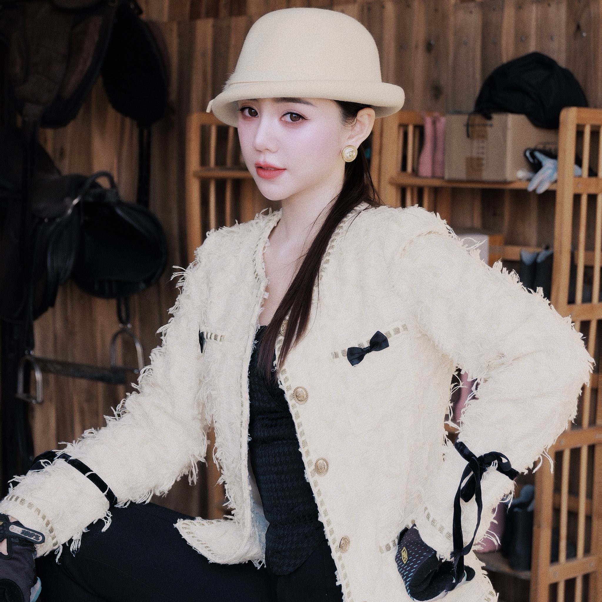 Học lỏm 2 outfit mùa đông chất lừ của Quỳnh Kool cho phái đẹp - Ảnh 2.