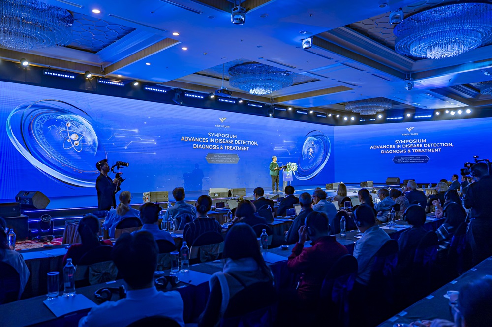 Nhà khoa học VinFuture hé lộ 'vũ khí của tương lai' trong cuộc đối đầu với kháng kháng sinh và ung thư - Ảnh 3.