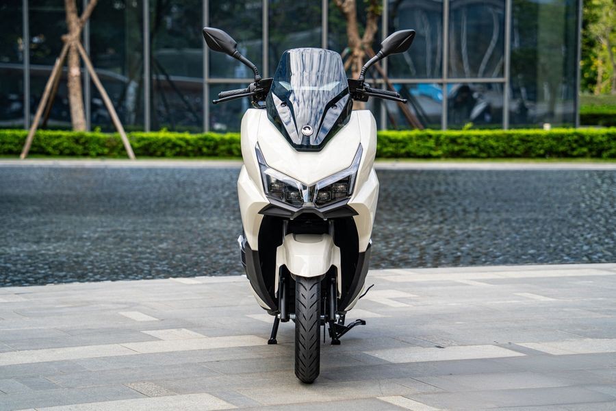 Xe ga 150cc giá 20,8 triệu đồng trang bị hiện đại ngang Air Blade, SH Mode, rẻ hơn Vision, chỉ như xe số Wave Alpha - Ảnh 2. Xe ga 150cc giá 20,8 triệu đồng trang bị hiện đại ngang Air Blade, SH Mode, rẻ hơn Vision, chỉ như xe số Wave Alpha - Ảnh 2.