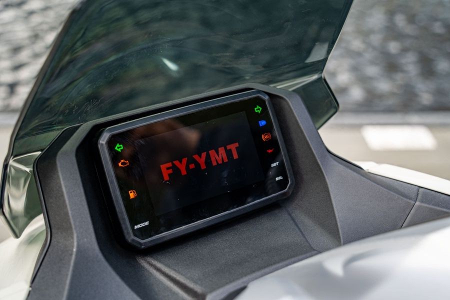 Xe ga 150cc giá 20,8 triệu đồng trang bị hiện đại ngang Air Blade, SH Mode, rẻ hơn Vision, chỉ như xe số Wave Alpha - Ảnh 5. Xe ga 150cc giá 20,8 triệu đồng trang bị hiện đại ngang Air Blade, SH Mode, rẻ hơn Vision, chỉ như xe số Wave Alpha - Ảnh 5.