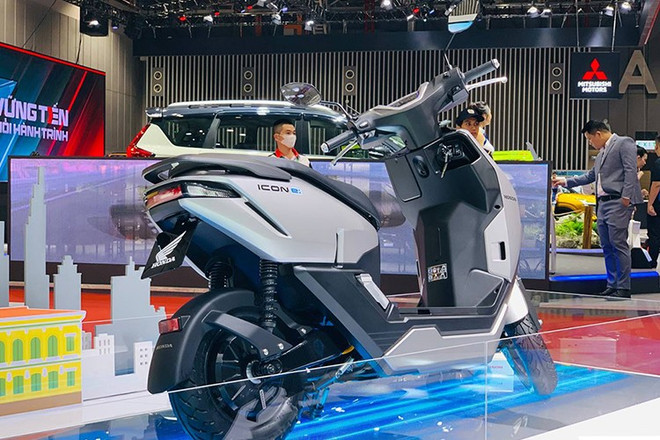Gi&aacute; xe m&aacute;y điện Honda ICON e: Giảm sốc chỉ 14 triệu đồng tại Việt Nam - Ảnh 2.