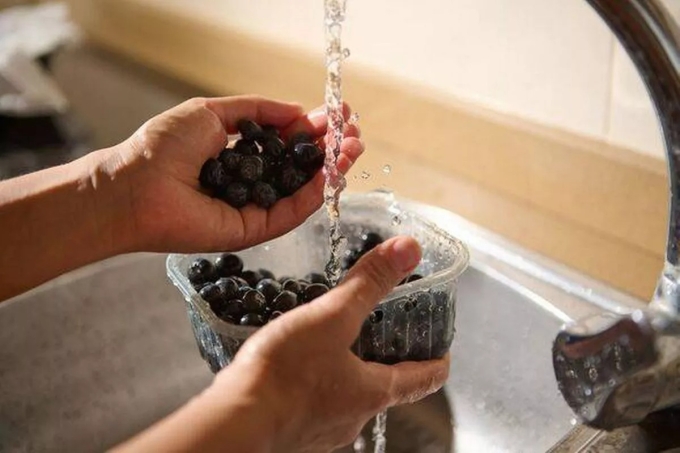 Mẹo bảo quản việt quất tươi l&acirc;u, ngừa nấm mốc - Ảnh 1.