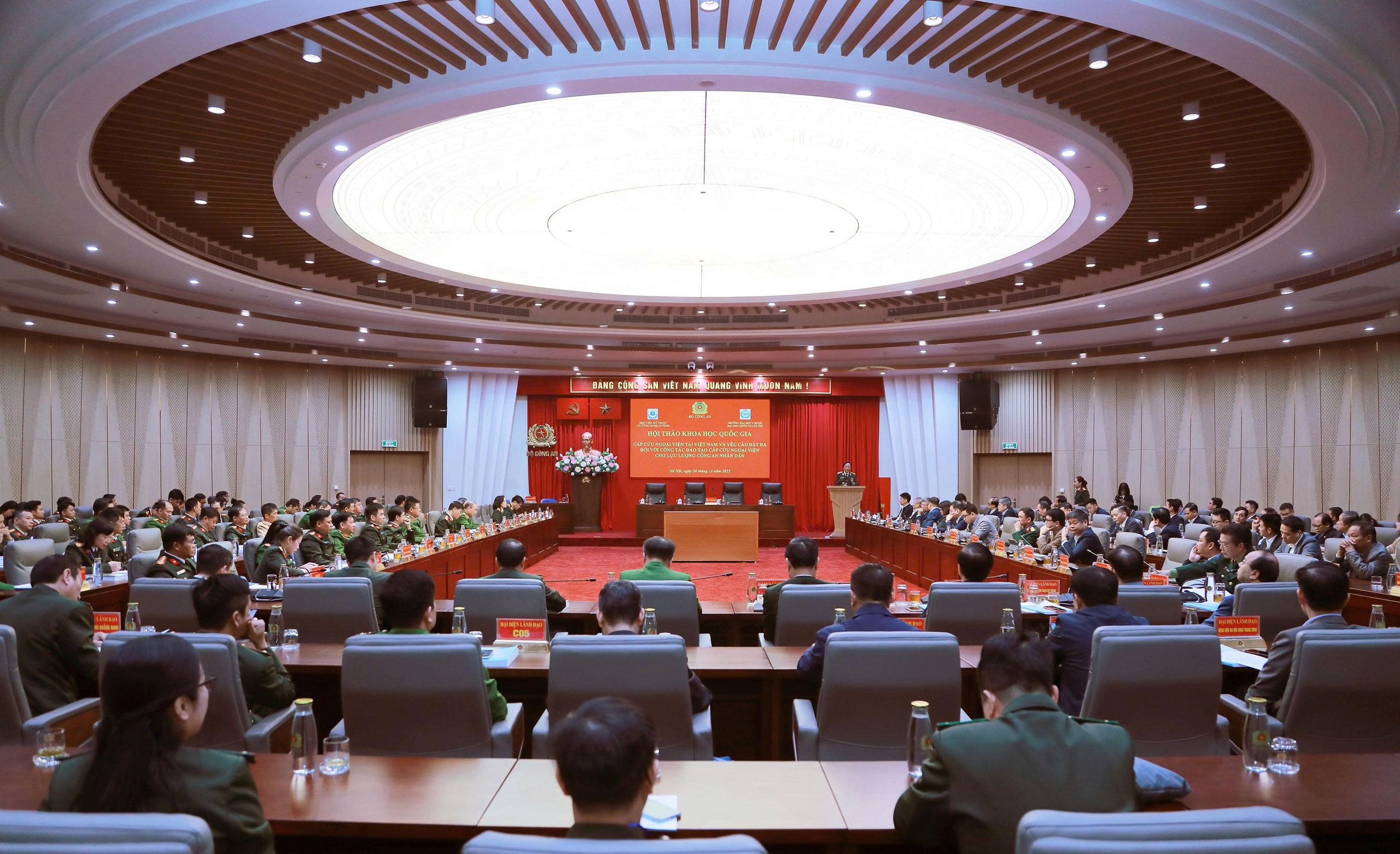 Đưa nội dung cấp cứu ngoại viện vào chương trình đào tạo trong các học viện, trường Công an nhân dân - Ảnh 2. Đưa nội dung cấp cứu ngoại viện vào chương trình đào tạo trong các học viện, trường Công an nhân dân - Ảnh 2.