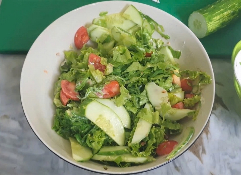 Người phụ nữ 66 tuổi ăn dưa chuột mỗi ngày , sức khỏe bất ngờ cải thiện sau 3 tháng - Ảnh 10. Người phụ nữ 66 tuổi ăn dưa chuột mỗi ngày , sức khỏe bất ngờ cải thiện sau 3 tháng - Ảnh 10.