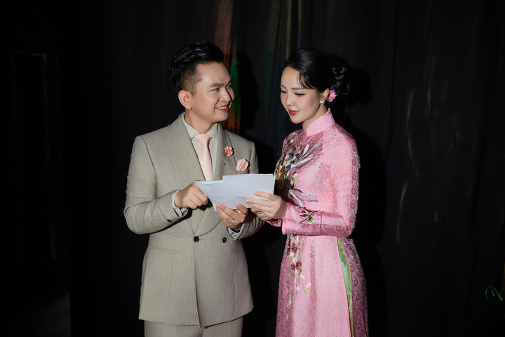 Cặp đ&ocirc;i MC ăn &yacute; của VTV, sống k&iacute;n tiếng ngo&agrave;i đời l&agrave; ai? - Ảnh 2.