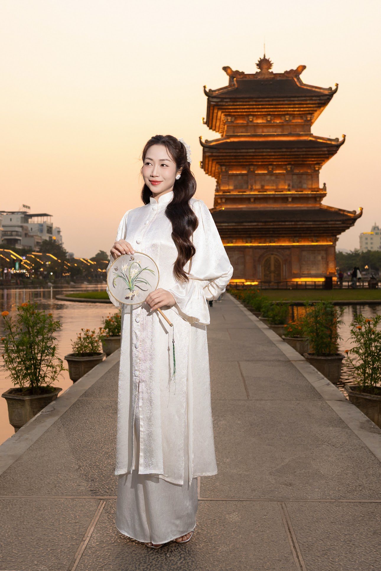 NSƯT Ốc Thanh Vân - Ảnh 4.