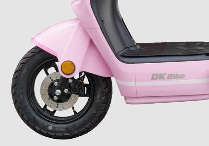 Xe máy điện giá 15,7 triệu đồng ở Việt Nam đẹp phong cách, pin bền, tính năng thông minh rẻ hơn cả xe số Wave Alpha - Ảnh 3.