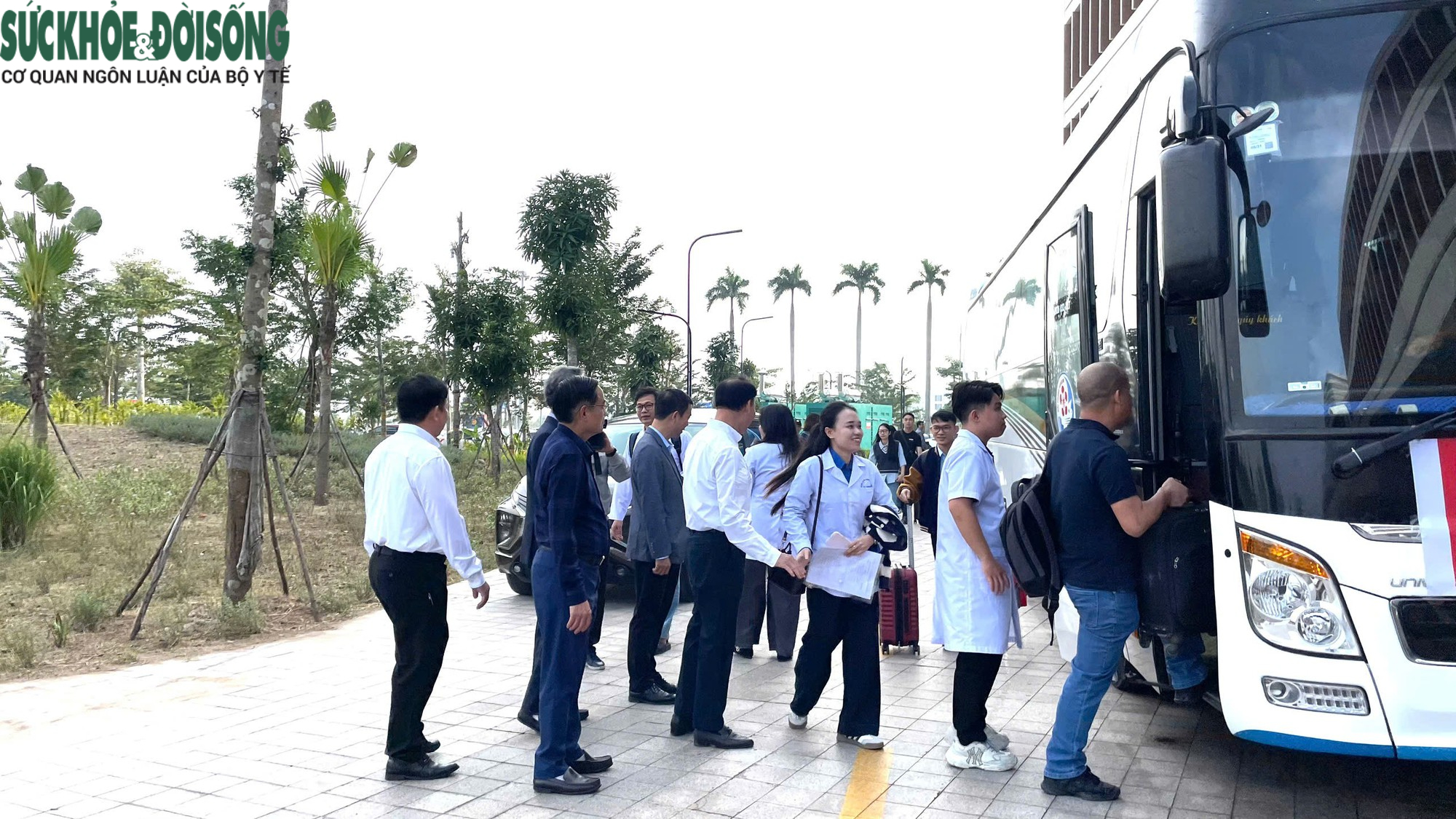 Hình ảnh lực lượng y tế Hải Phòng lên đường hỗ trợ Đắk Lắk khắc phục hậu quả mưa lũ- Ảnh 6.