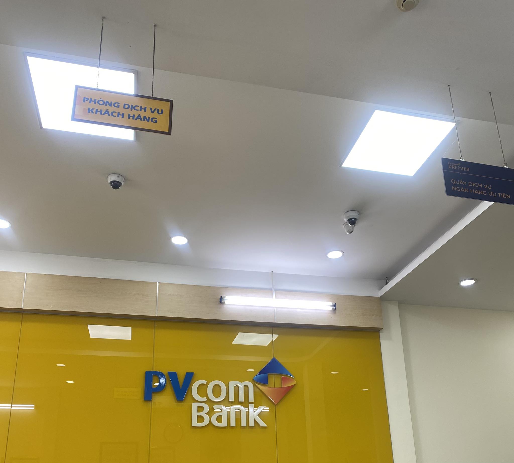 Nhiều người dùng ở Hà Nội bất ngờ trở thành 'con nợ' của ngân hàng vì… bỏ quên tài khoản - Ảnh 1. Nhiều người dùng ở Hà Nội bất ngờ trở thành 'con nợ' của ngân hàng vì… bỏ quên tài khoản - Ảnh 1.