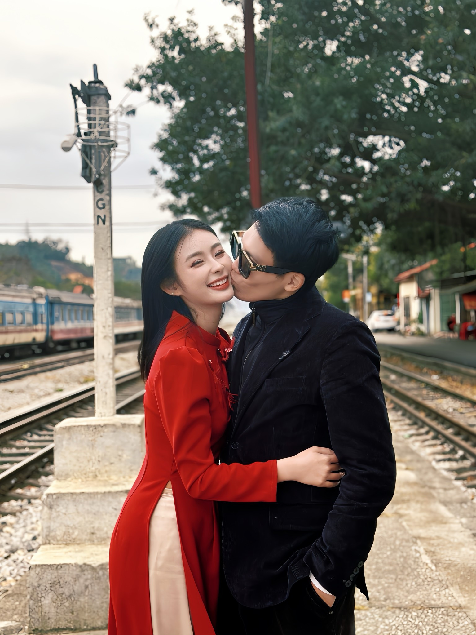 Diễn viên 21 tuổi đóng con gái ông trùm si tình trên phim VTV là ai? - Ảnh 10.