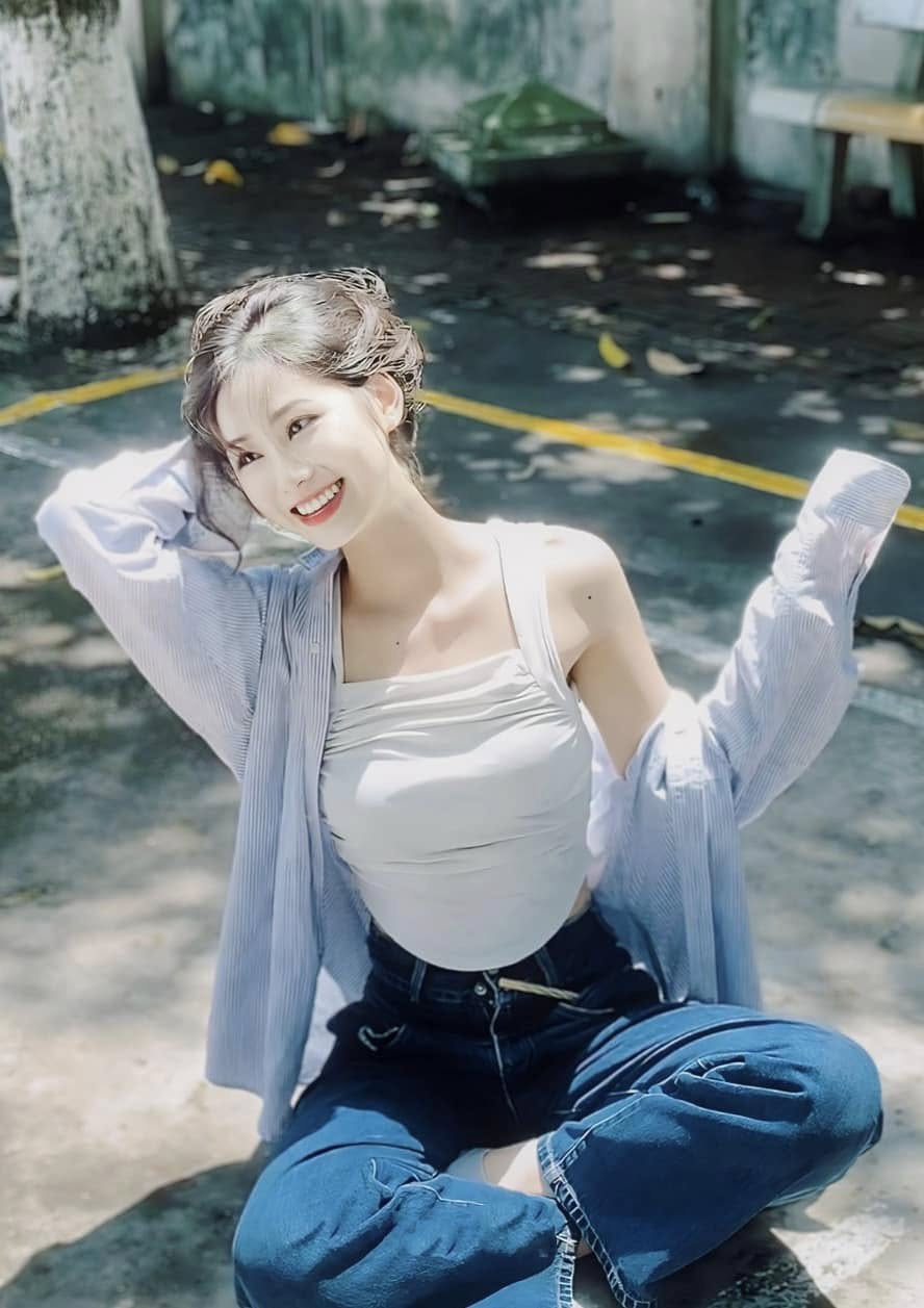 3 Người đẹp Hưng Yên gây chú ý tại Miss World Vietnam 2025 - Ảnh 18. 3 Người đẹp Hưng Yên gây chú ý tại Miss World Vietnam 2025 - Ảnh 18.