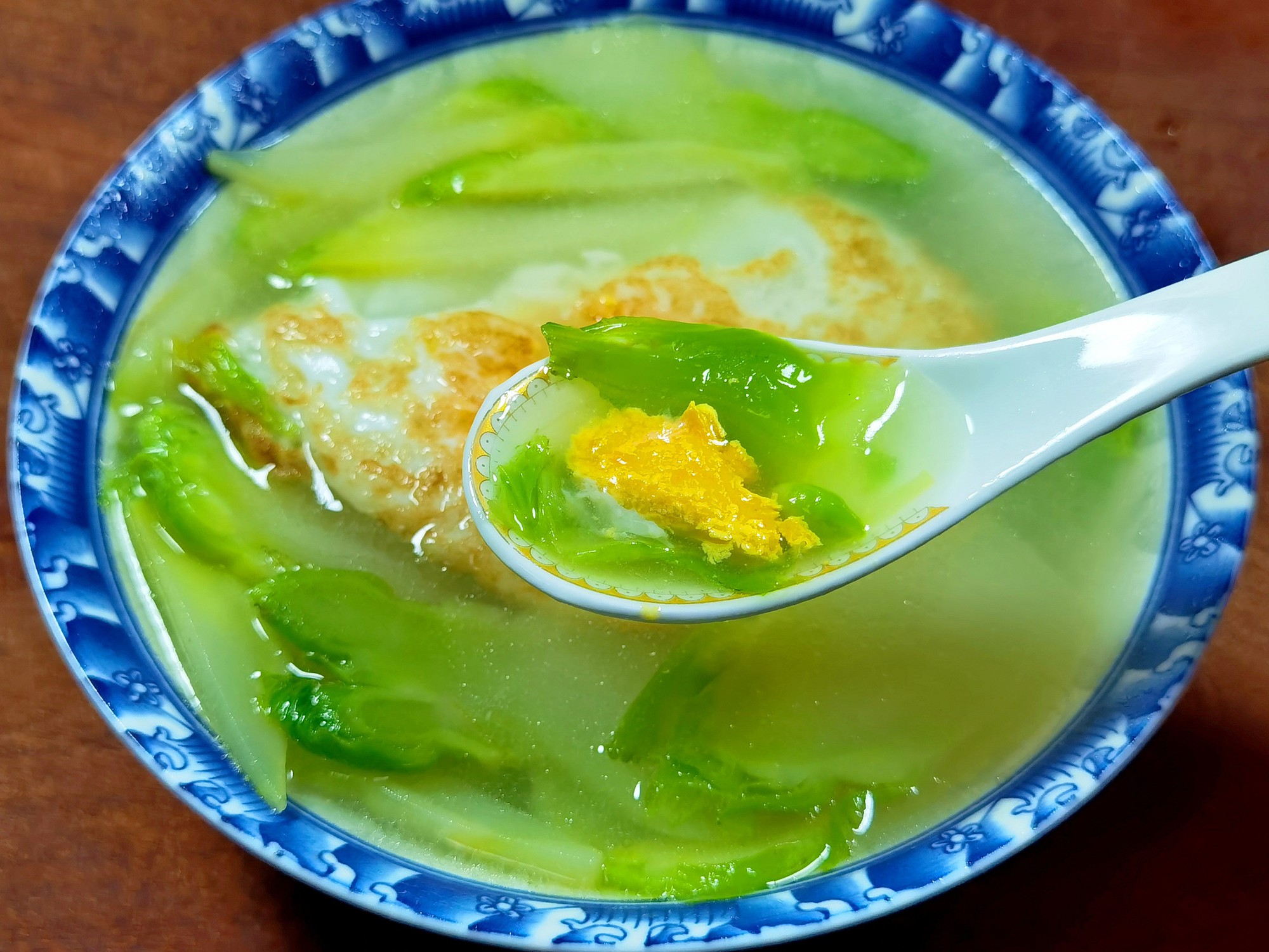 Hãy ăn nhiều loại rau này vào mùa đông: Nấu 2 món ngon miệng lại giúp nhuận tràng, long đờm và diệt khuẩn- Ảnh 4. Hãy ăn nhiều loại rau này vào mùa đông: Nấu 2 món ngon miệng lại giúp nhuận tràng, long đờm và diệt khuẩn- Ảnh 4.