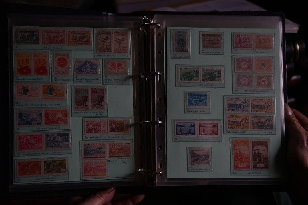 Người đàn ông Ninh Bình sưu tầm 700 đồng tiền xưa trong suốt 30 năm - Ảnh 4. Người đàn ông Ninh Bình sưu tầm 700 đồng tiền xưa trong suốt 30 năm - Ảnh 4.