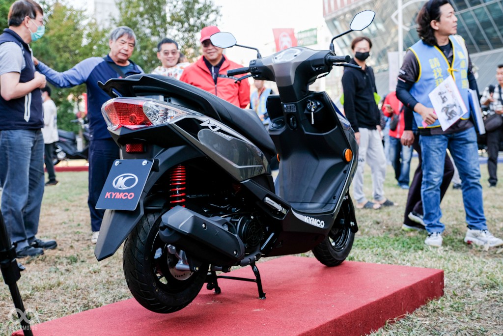 Xe ga 150cc giá 46 triệu đồng: Lựa chọn hoàn hảo với trang bị hiện đại - Ảnh 5. Xe ga 150cc giá 46 triệu đồng: Lựa chọn hoàn hảo với trang bị hiện đại - Ảnh 5.