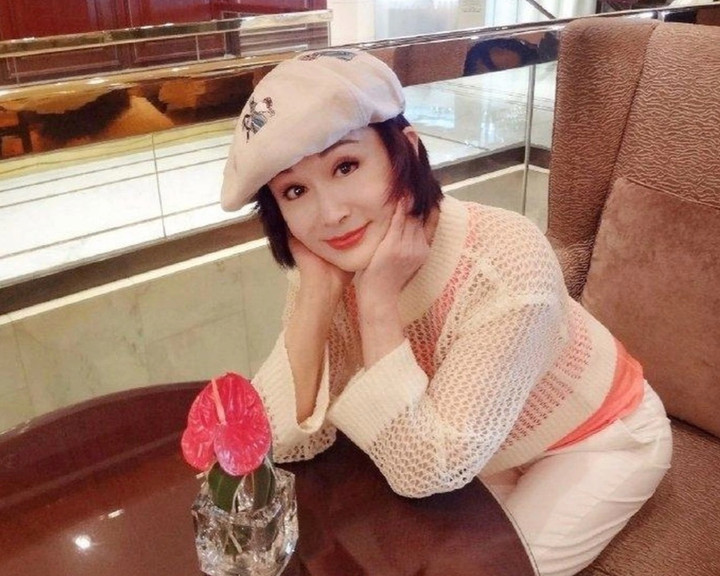 Võ Tắc Thiên sắc sảo nhất màn ảnh: Sống độc thân suốt 40 năm, U80 vẫn gợi cảm - Ảnh 5.