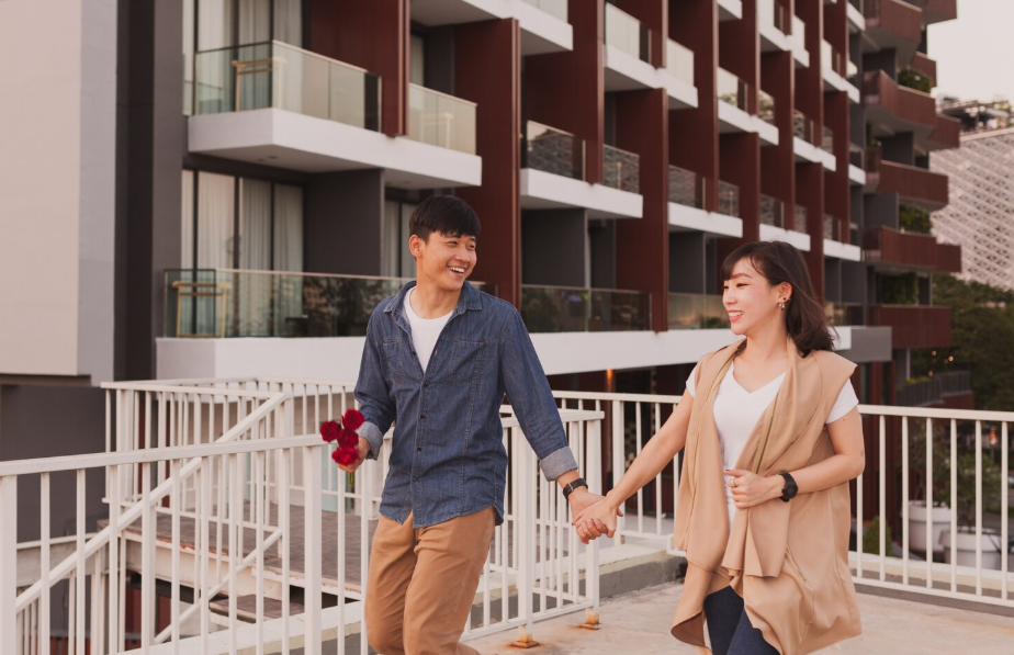 Cô gái làm nghề đặc biệt về ra mắt, ngỡ ngàng trước phản ứng của bố mẹ bạn trai - Ảnh 2.